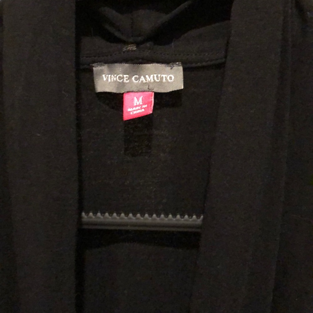 Vince Camuto Top - Picture 2 of 5